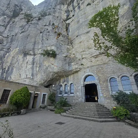 Bed & Breakfast D Hotes La Mandala Plan d'Aups